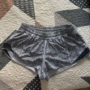 Lululemon Hotty Hot Short  Size: 12
